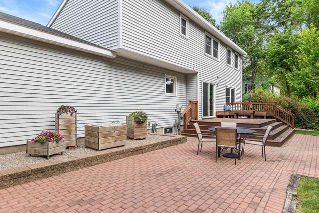 431 CROSSBOW DRIVE, Plover, WI 54467