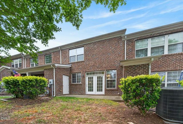 412 Longchamp Lane, Cary, NC 27519