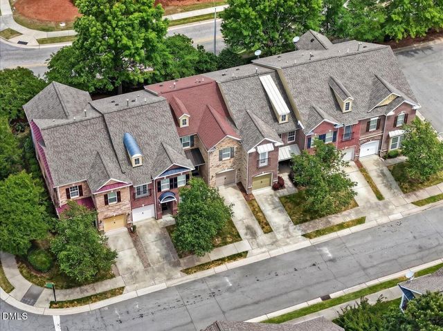 412 Longchamp Lane, Cary, NC 27519