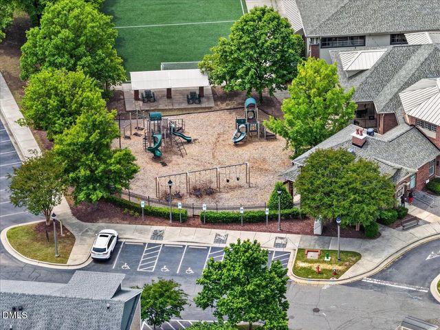 412 Longchamp Lane, Cary, NC 27519