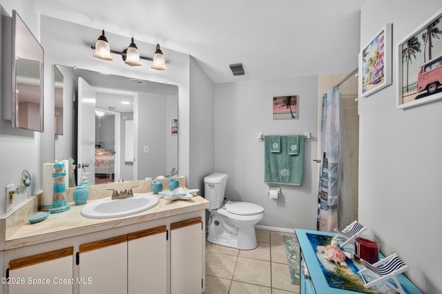 997 Sonesta Avenue NE 202, Palm Bay, FL 32905