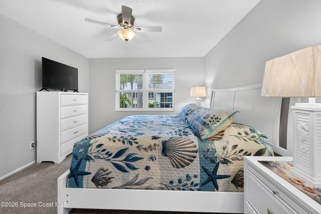 997 Sonesta Avenue NE 202, Palm Bay, FL 32905