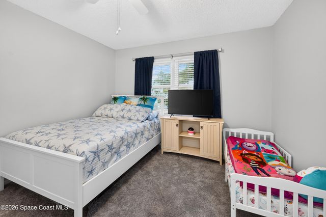997 Sonesta Avenue NE 202, Palm Bay, FL 32905
