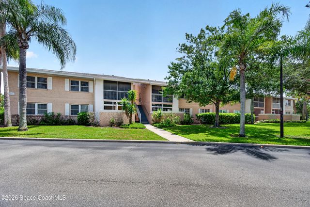 997 Sonesta Avenue NE 202, Palm Bay, FL 32905