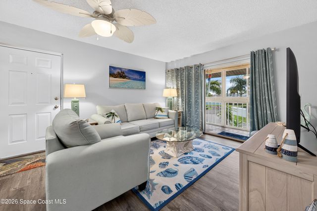 997 Sonesta Avenue NE 202, Palm Bay, FL 32905