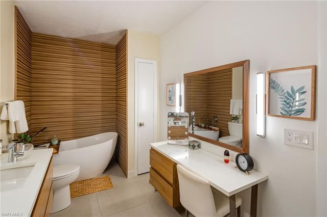 1920 Virginia AVE 403, Fort Myers, FL 33901