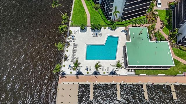 1920 Virginia AVE 403, Fort Myers, FL 33901