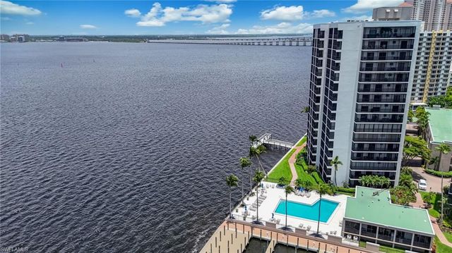 1920 Virginia AVE 403, Fort Myers, FL 33901