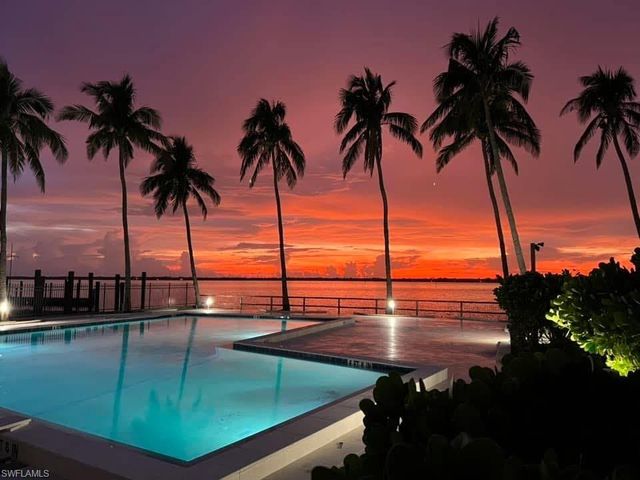 1920 Virginia AVE 403, Fort Myers, FL 33901