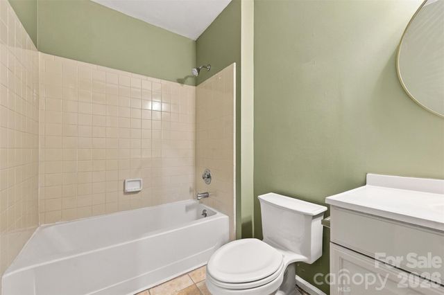 2115 Teddington Drive, Charlotte, NC 28214