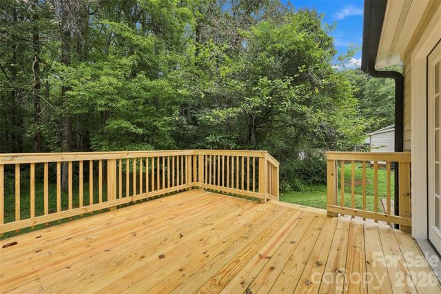 2115 Teddington Drive, Charlotte, NC 28214