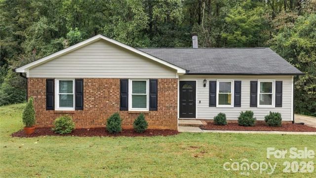 2115 Teddington Drive, Charlotte, NC 28214