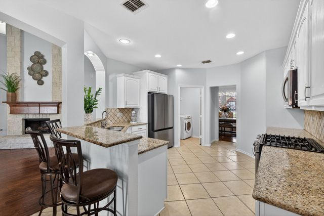 4704 Auburn Ridge Drive, Fort Worth, TX 76123