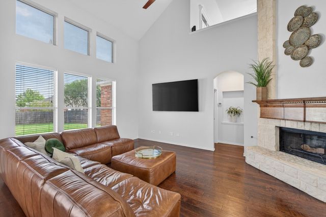 4704 Auburn Ridge Drive, Fort Worth, TX 76123