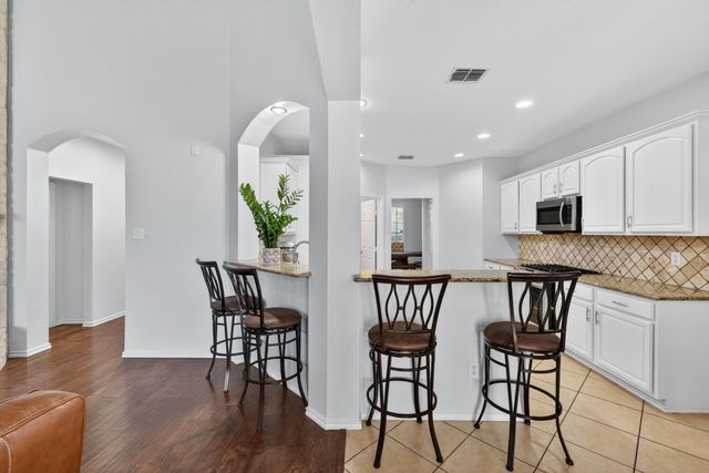 4704 Auburn Ridge Drive, Fort Worth, TX 76123