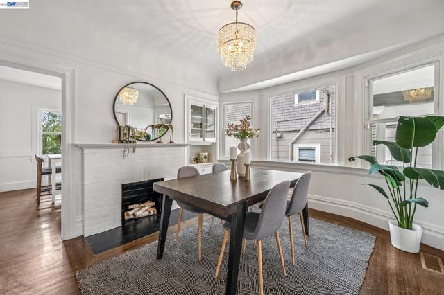 1059 59TH STREET, Oakland, CA 94608