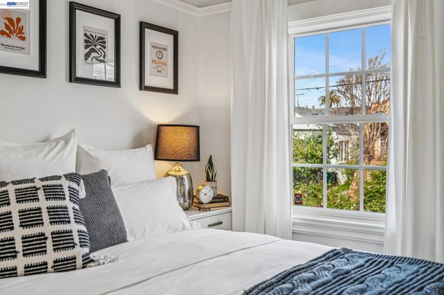 1059 59TH STREET, Oakland, CA 94608