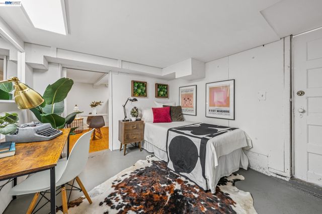 1059 59TH STREET, Oakland, CA 94608