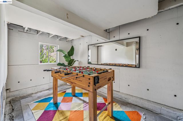 1059 59TH STREET, Oakland, CA 94608