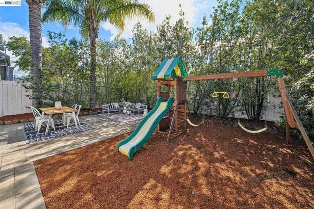 1059 59TH STREET, Oakland, CA 94608