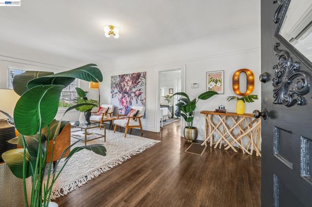 1059 59TH STREET, Oakland, CA 94608