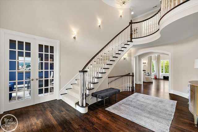 16205 La Dolce Vita Drive, Clinton Twp, MI 48035