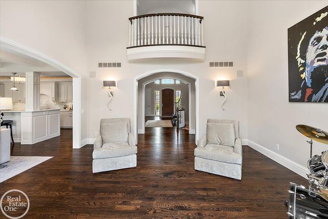 16205 La Dolce Vita Drive, Clinton Twp, MI 48035