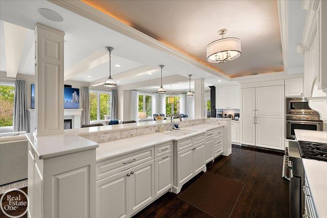 16205 La Dolce Vita Drive, Clinton Twp, MI 48035