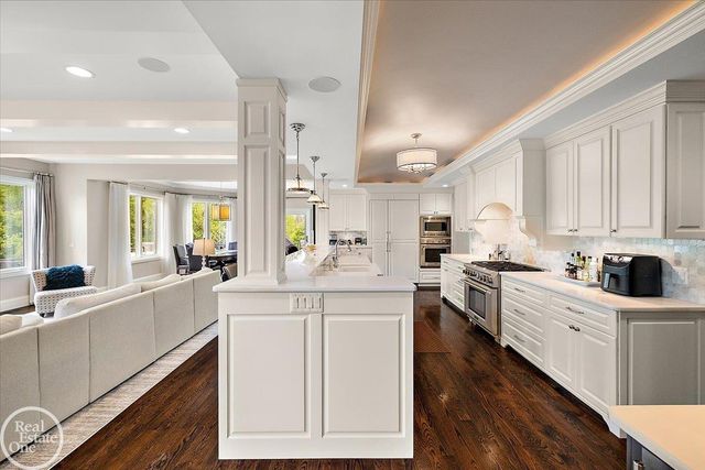 16205 La Dolce Vita Drive, Clinton Twp, MI 48035