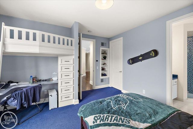 16205 La Dolce Vita Drive, Clinton Twp, MI 48035