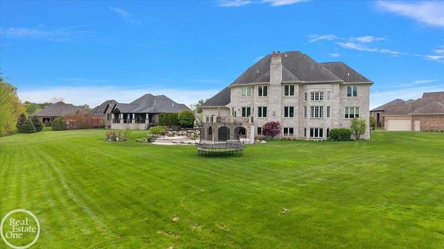 16205 La Dolce Vita Drive, Clinton Twp, MI 48035