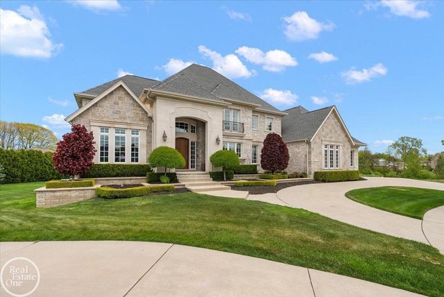 16205 La Dolce Vita Drive, Clinton Twp, MI 48035