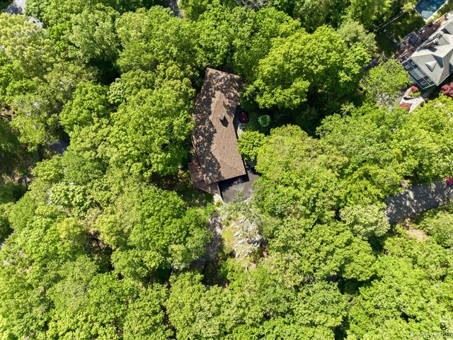 12 Tallwoods Road, Armonk, NY 10504