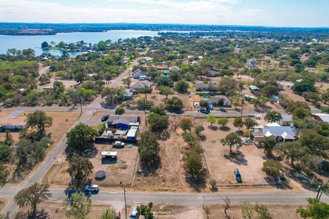 338 E Sweetbriar DR, Marble Falls, TX 78654