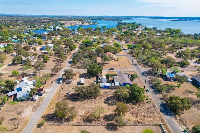 338 E Sweetbriar DR, Marble Falls, TX 78654