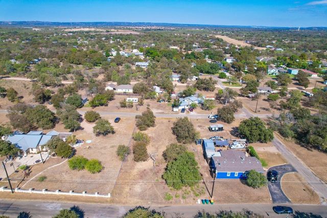 338 E Sweetbriar DR, Marble Falls, TX 78654