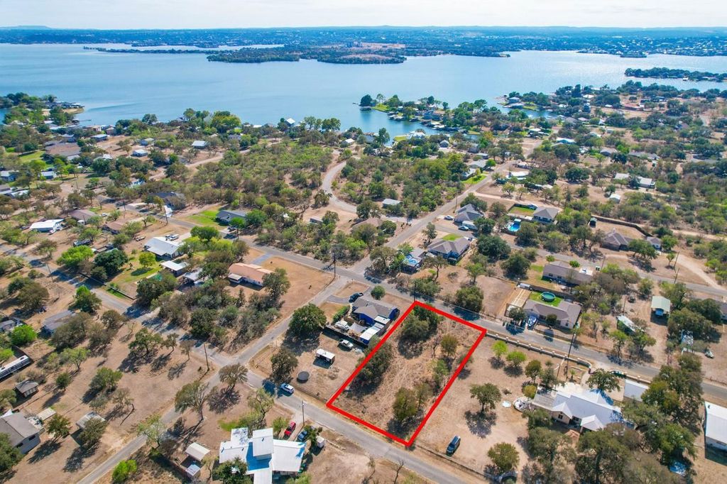 338 E Sweetbriar DR, Marble Falls, TX 78654