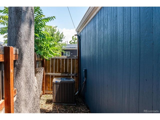 1725 E 36th Ave, Denver, CO 80205