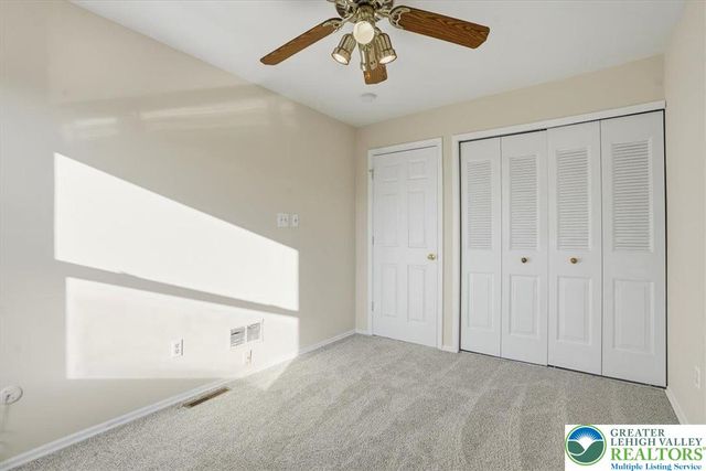 3434 Colonial Court, South Whitehall Twp, PA 18104