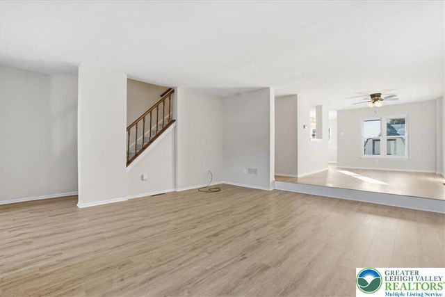 3434 Colonial Court, South Whitehall Twp, PA 18104