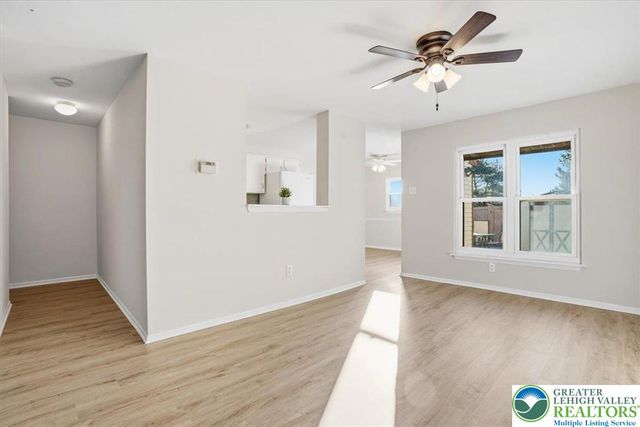 3434 Colonial Court, South Whitehall Twp, PA 18104