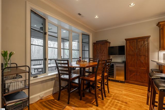 8 Rustic Court, Landrum, SC 29356