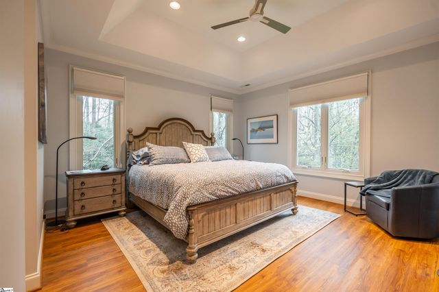 8 Rustic Court, Landrum, SC 29356