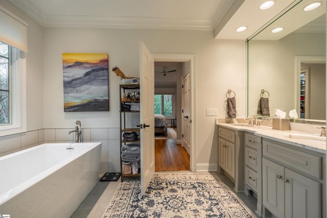 8 Rustic Court, Landrum, SC 29356