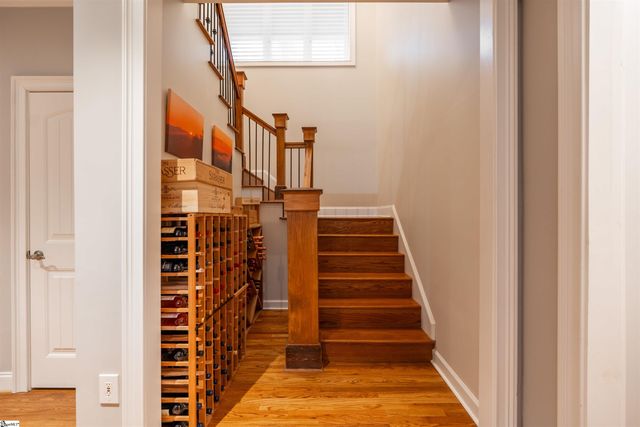 8 Rustic Court, Landrum, SC 29356