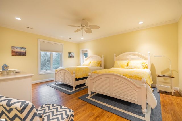 8 Rustic Court, Landrum, SC 29356