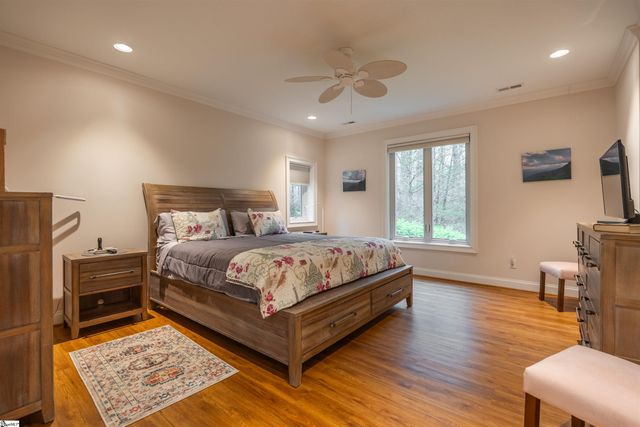 8 Rustic Court, Landrum, SC 29356