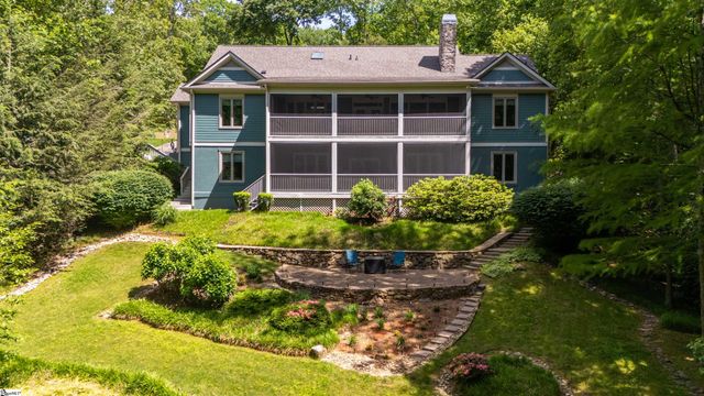 8 Rustic Court, Landrum, SC 29356