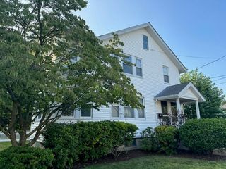 20 Broadway Terrace 2, Newton, MA 02460