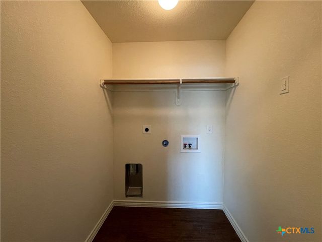 908 Lasso Drive, Killeen, TX 76543